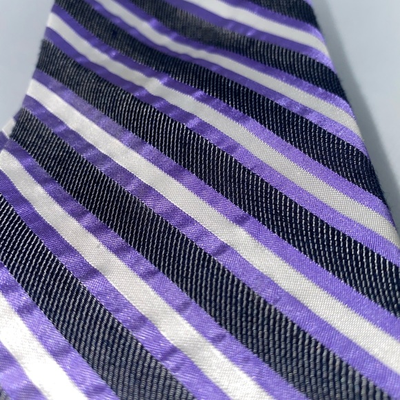 ✨SOLD Calvin Klein tie - Picture 4 of 4